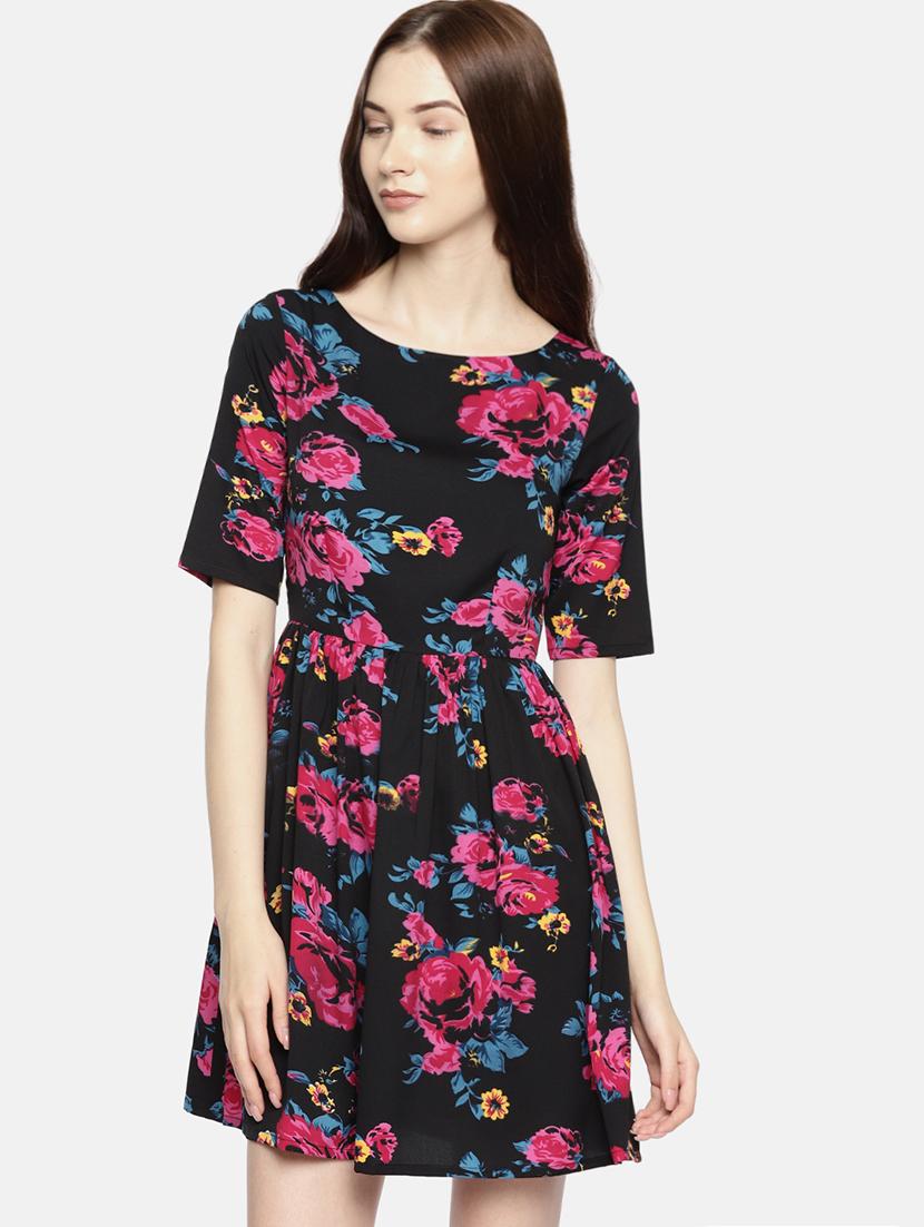 short sleeved floral a-line dress - 15942932 - Zoom Image - 1