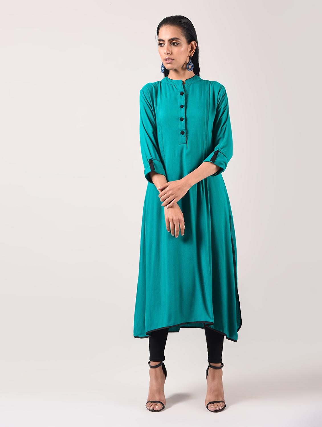 solid a-line kurta - 15943725 - Zoom Image - 1