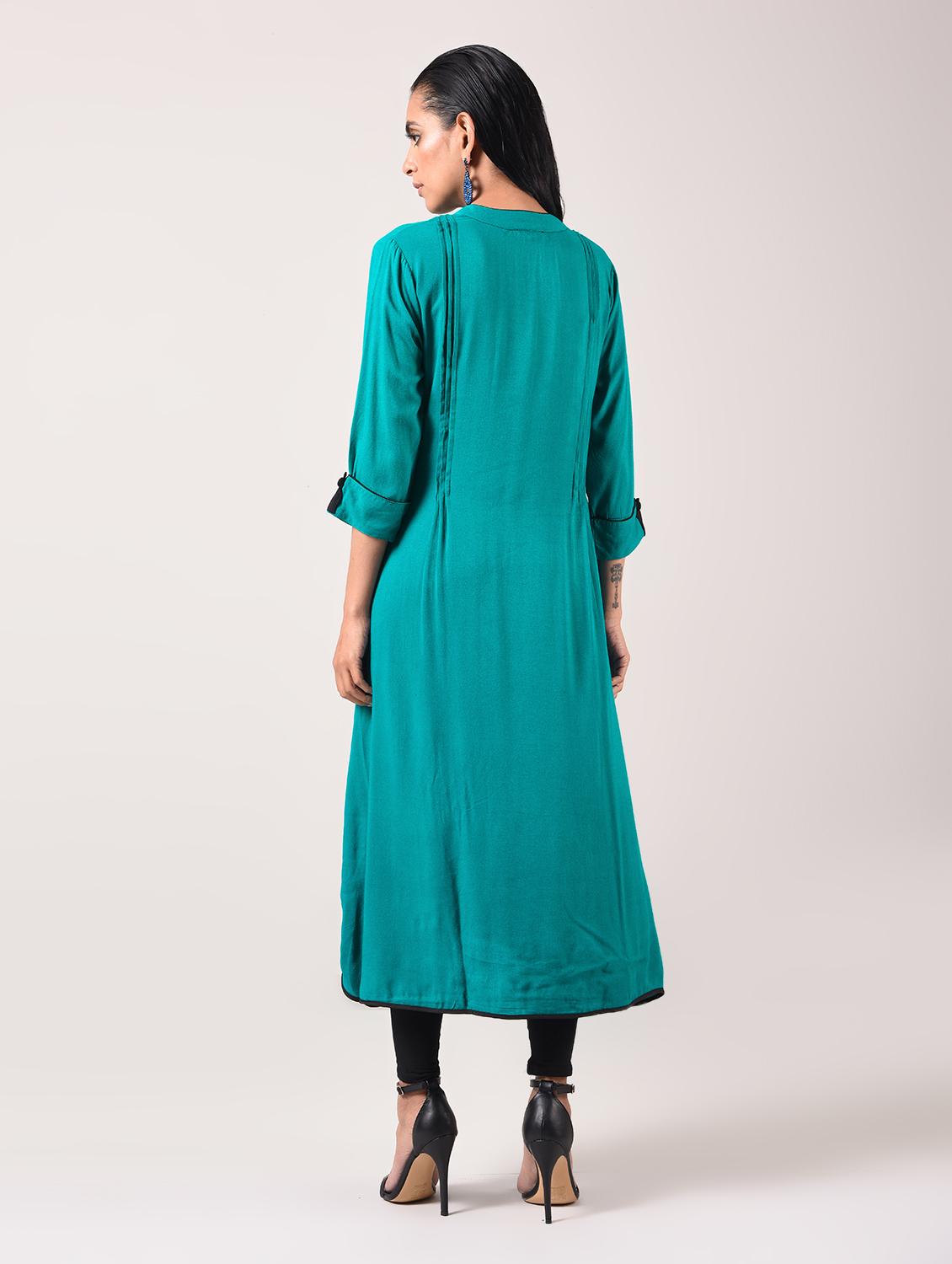 solid a-line kurta - 15943725 - Zoom Image - 3