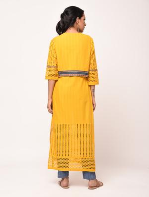 straight kurta with jacket - 15943736 - Standard Image - 4