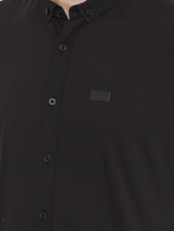 black solid casual shirt - 15946365 - Zoom Image - 4