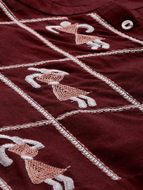straight embroidered kurta - 15950068 - Zoom Image - 4