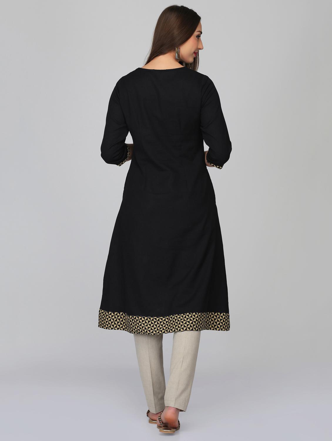 a-line solid kurta - 15950331 - Zoom Image - 3