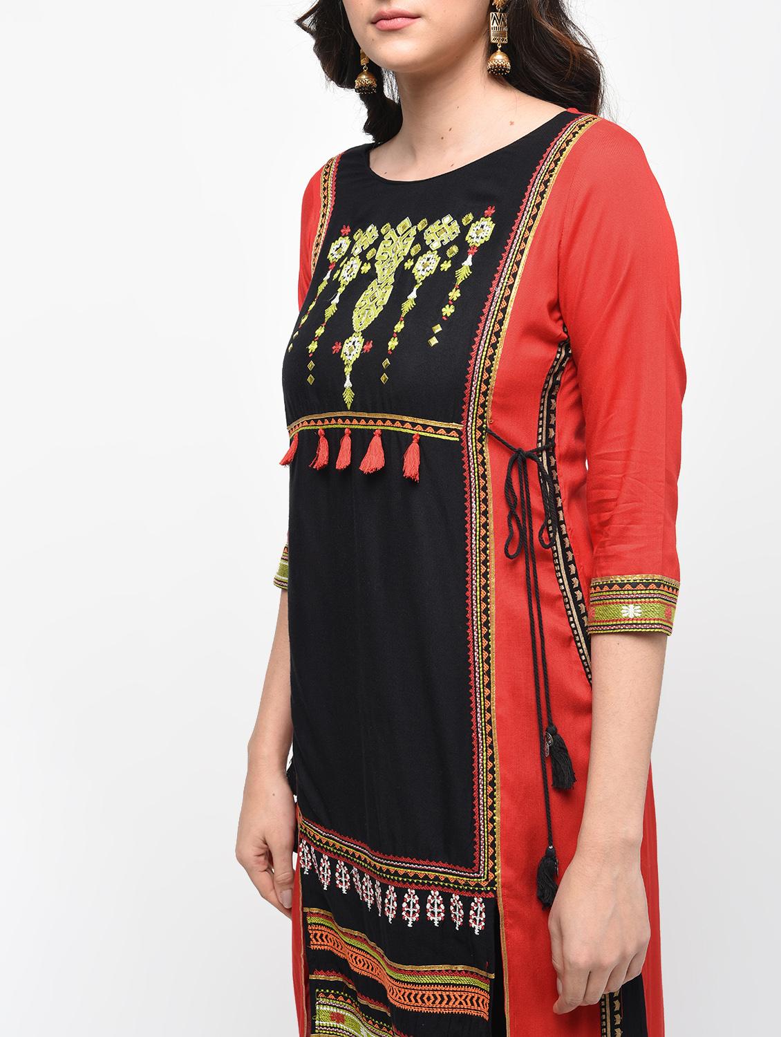 embroidered printed kurta with palazzo set - 15950724 - Zoom Image - 4