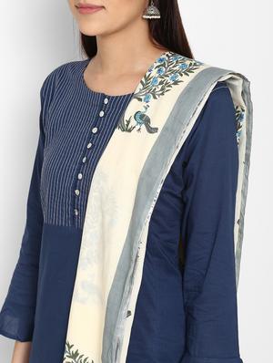embroidered a-line kurta palazzo suit set - 15953442 - Standard Image - 4