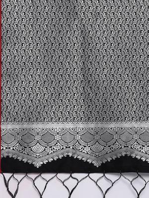 conversational zari motif black woven saree with blouse - 15956362 - Standard Image - 4