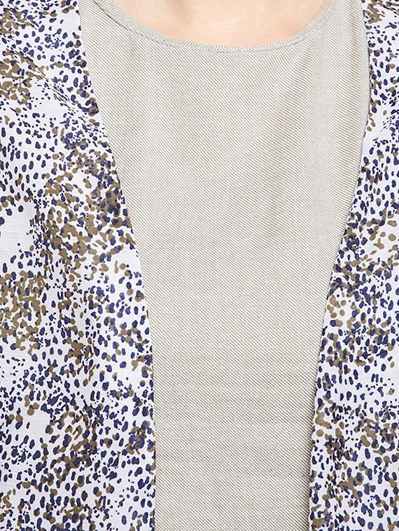 bell sleeved sheer shrug - 15956922 - Zoom Image - 5