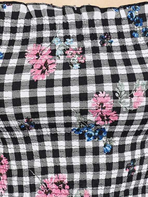 off shoulder smocked crop top - 15956931 - Zoom Image - 5