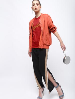 crew neck quirky text tee - 15957365 - Standard Image - 4