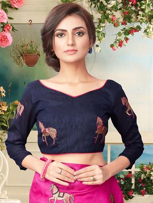 conversational magenta embroidered saree with blouse - 15957899 - Standard Image - 3