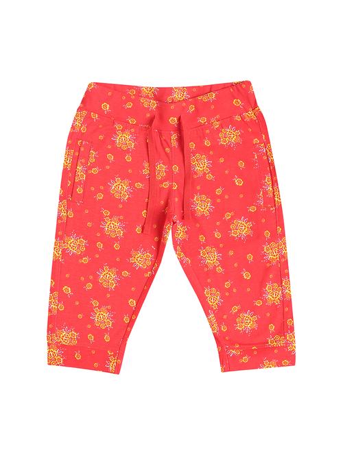 red cotton three fourths - 15961874 - Standard Image - 1