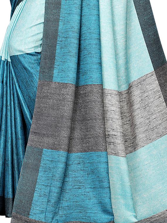 solid printed saree with blouse - 15965206 - Zoom Image - 4