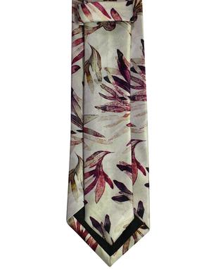 set of micro fiber tie, pocket square and lapel pin - 15968118 - Standard Image - 2