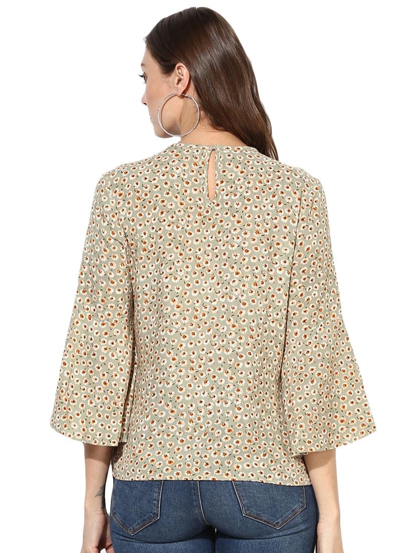 bell sleeved floral top - 15969718 - Zoom Image - 3