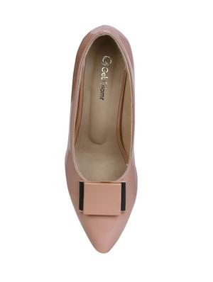 pink slip on pumps - 15971446 - Standard Image - 4