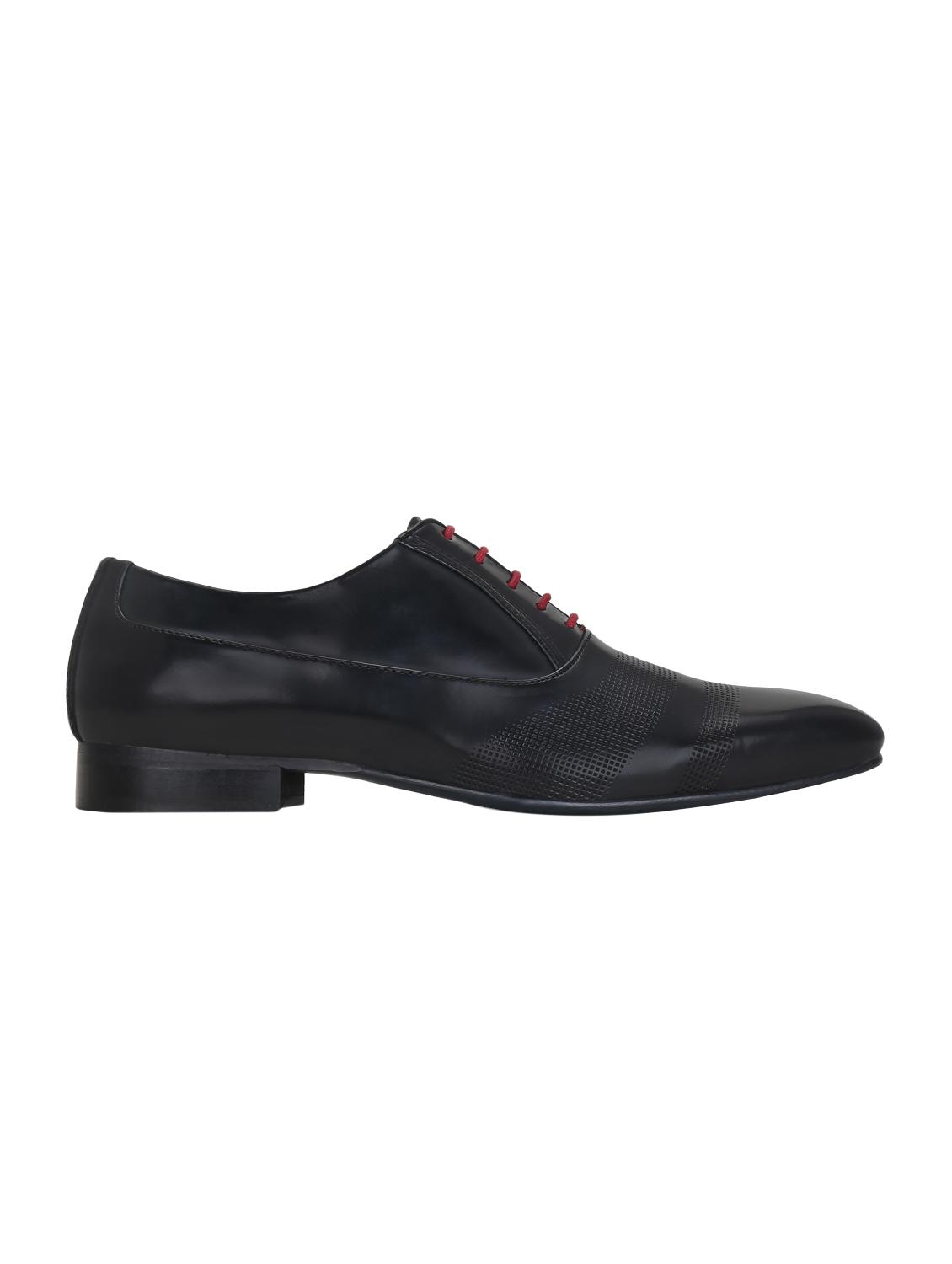 black leatherette lace-up oxfords - 15971464 - Zoom Image - 2