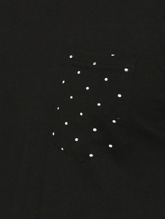 black pocket tshirt with camouflage sleeves - 15972799 - Zoom Image - 4