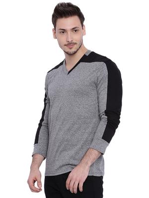 grey color block t-shirt - 15972813 - Standard Image - 2