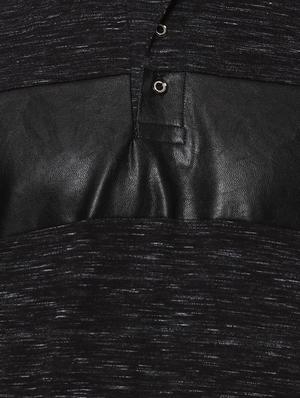 black cut and sew tshirt - 15972818 - Standard Image - 4
