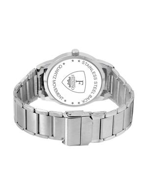 round dial analog watch-()frac101824 - 15973229 - Standard Image - 3