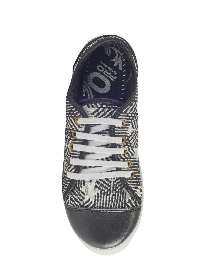 black lace-up sneakers - 15977729 - Zoom Image - 4