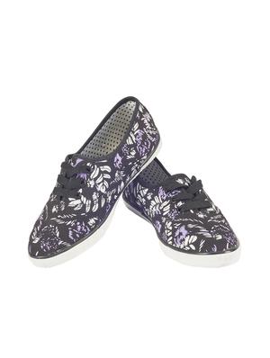 black lace-up sneakers - 15977733 - Standard Image - 3
