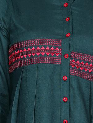 embroidered straight kurta - 15978932 - Standard Image - 4