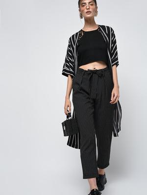 lace sleeved crop top - 15979210 - Standard Image - 4