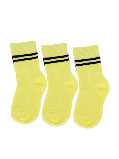 yellow cotton sock - 15979996 - Standard Image - 1
