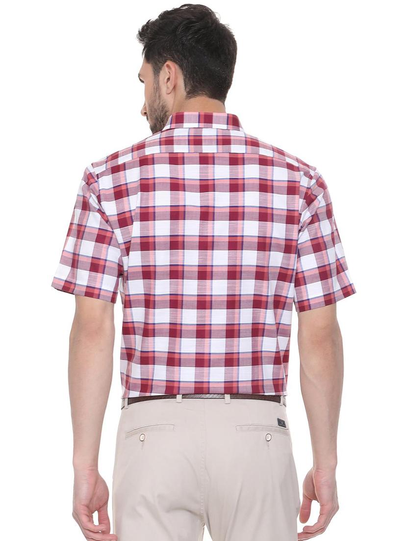 maroon checkered casual shirt - 15982214 - Zoom Image - 2