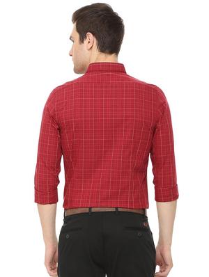 red checkered casual shirt - 15982431 - Standard Image - 2
