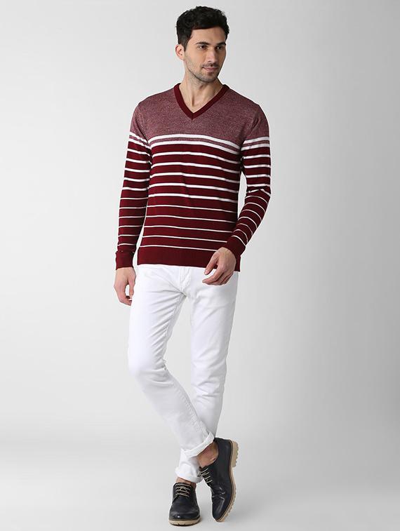 red acrylic pullover - 15982756 - Zoom Image - 4