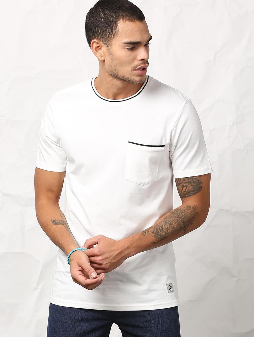white solid pocket t-shirt - 15982824 - Zoom Image - 1