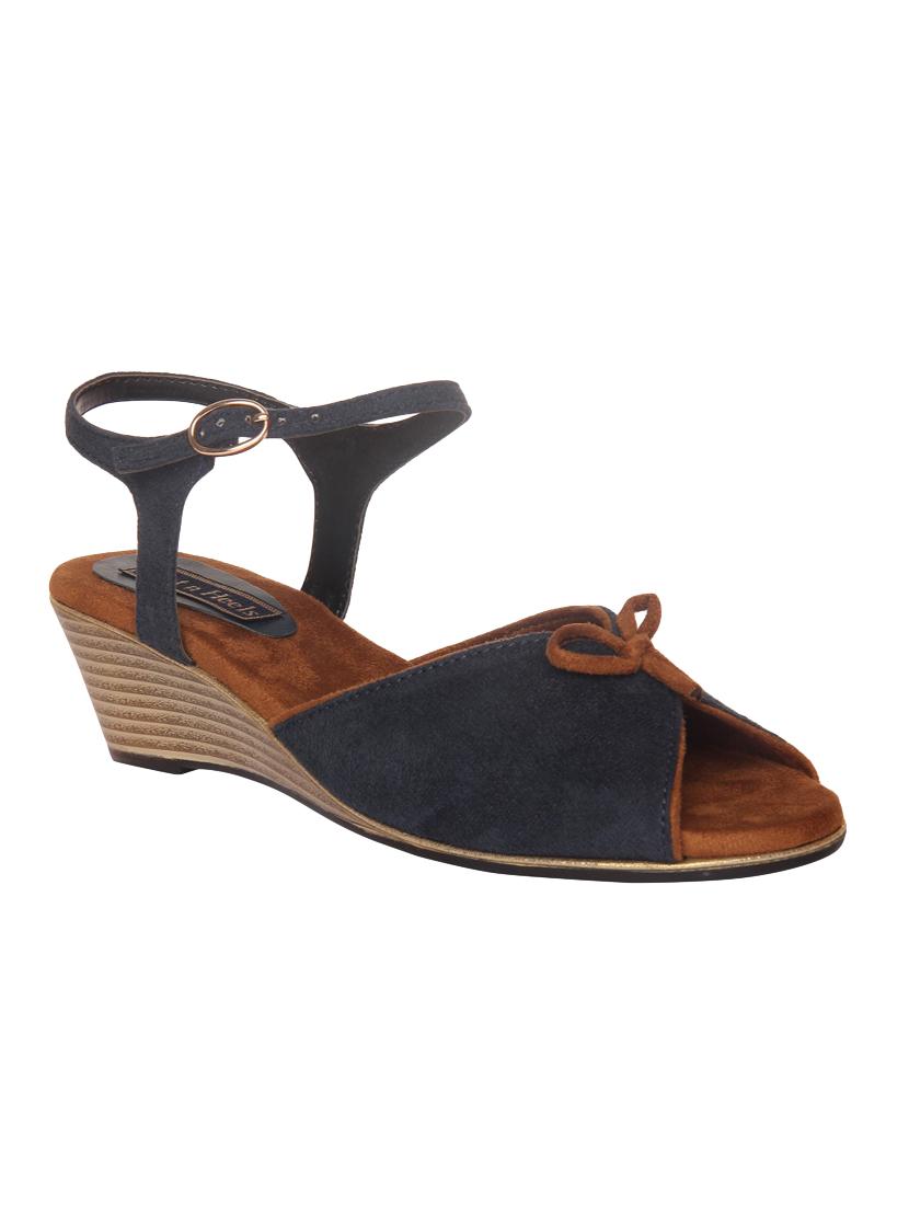 blue back strap wedges - 15988469 - Zoom Image - 1