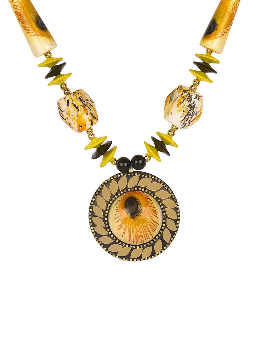 multi colored brass short necklace - 15989050 - Zoom Image - 1