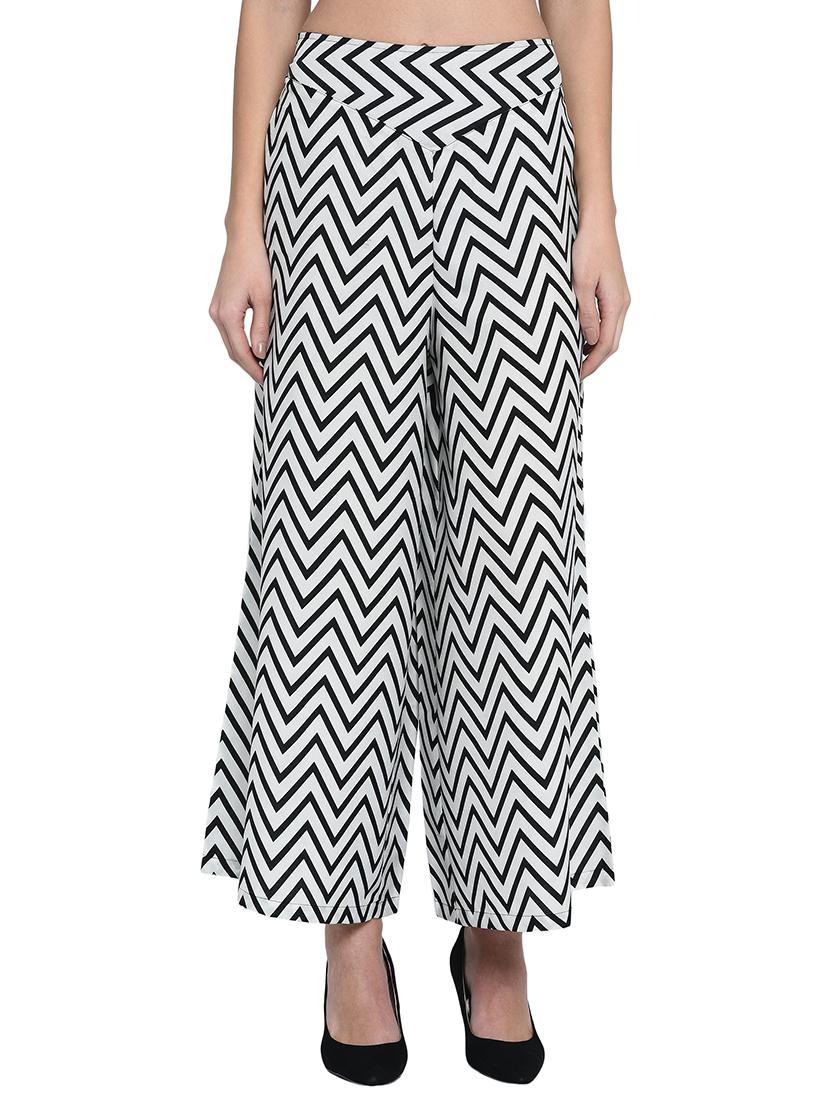 high rise chevron flared palazzo - 15997919 - Zoom Image - 1