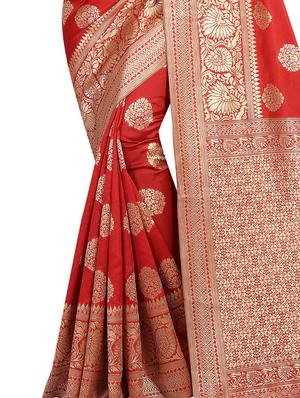 floral zari motif red banarasi saree with blouse - 15997967 - Standard Image - 5