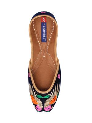black slip on jutis - 15998402 - Standard Image - 4