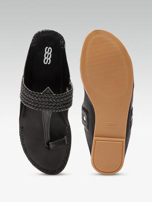 black one toe kolhapuris - 16002556 - Standard Image - 5
