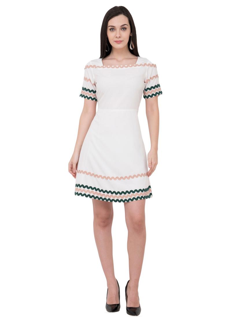 contrast lace a-line dress - 16002877 - Zoom Image - 4