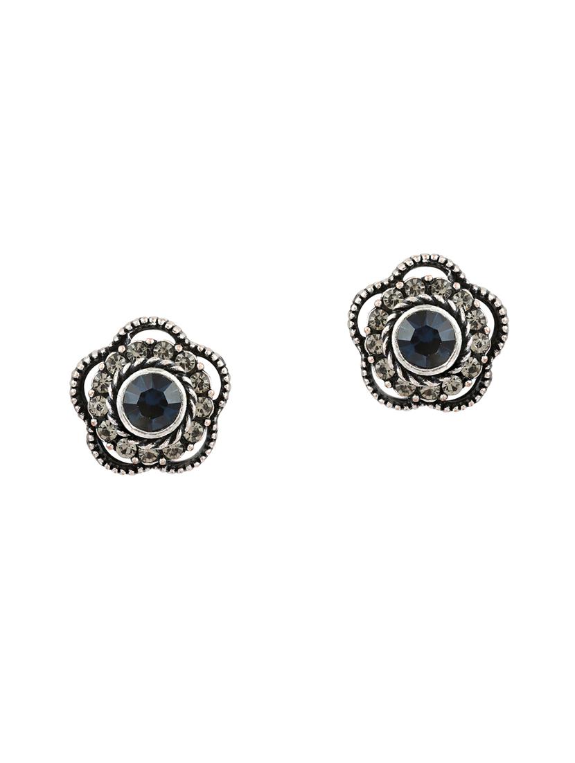 silver brass studs earring - 16004761 - Zoom Image - 1