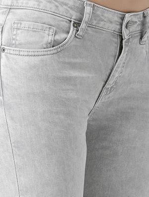 skinny fit frayed hem jeans - 16005538 - Standard Image - 5