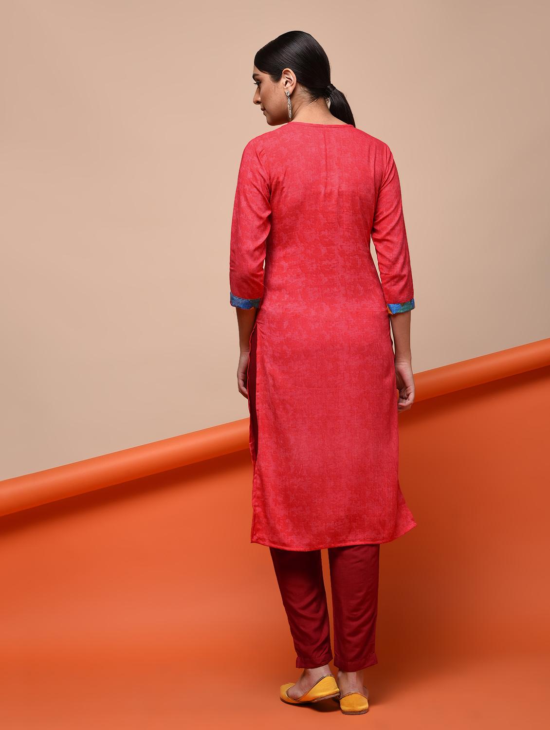 red solid straight kurta - 16006424 - Zoom Image - 3