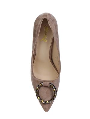 beige slip on pumps - 16007323 - Standard Image - 4