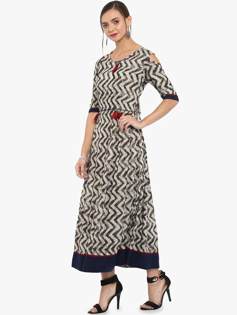 flared chevron kurta with tassels - 16007478 - Zoom Image - 2