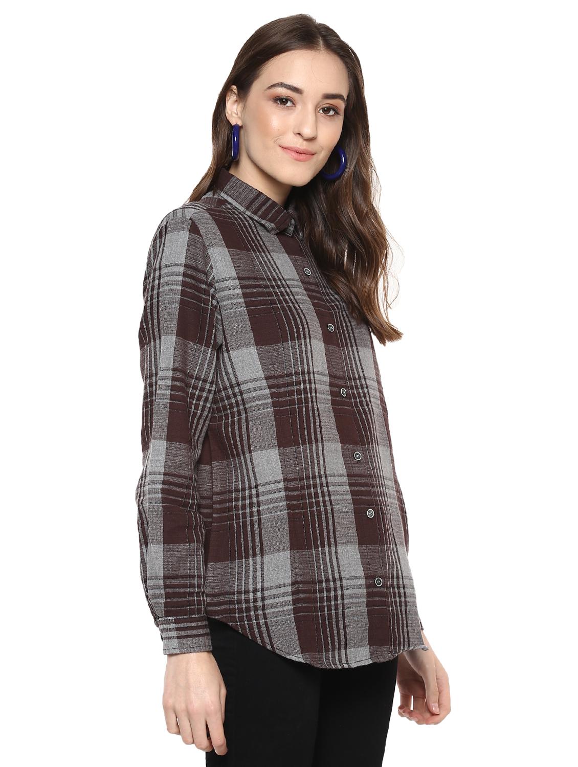 curved hem checkered shirt - 16009113 - Zoom Image - 2