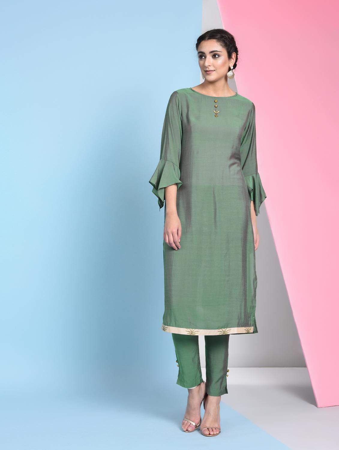 Bell sleeves solid kurta pant set - 16012147 - Zoom Image - 1