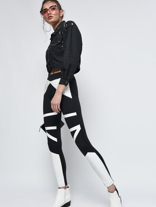 contrast paneled high rise jegging - 16012401 - Standard Image - 1