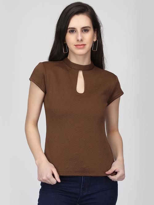 key hole neck geometric top - 16013502 - Standard Image - 1