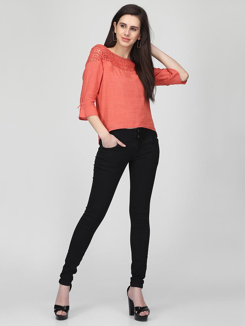 crochet paneled asymmetric top - 16013506 - Zoom Image - 4